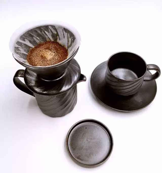 悶蒸有時(shí)會(huì)起到反作用：關(guān)于沖煮咖啡時(shí)悶蒸作用的探討