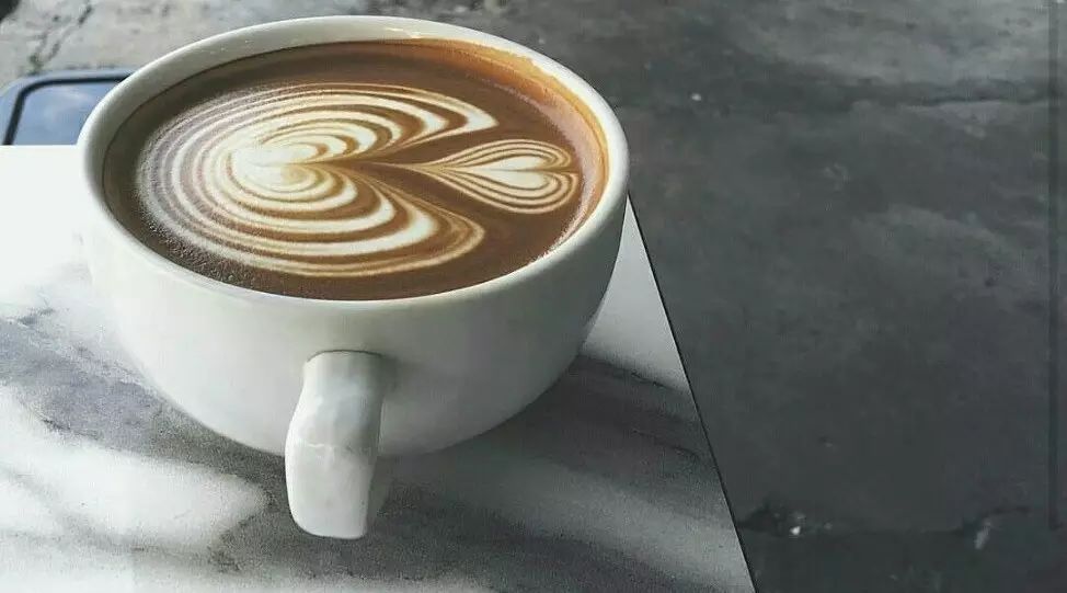 喝完這杯咖啡，我有個(gè)好消息告訴你