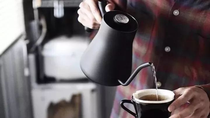 這里有一份情人節(jié)禮物要送你……