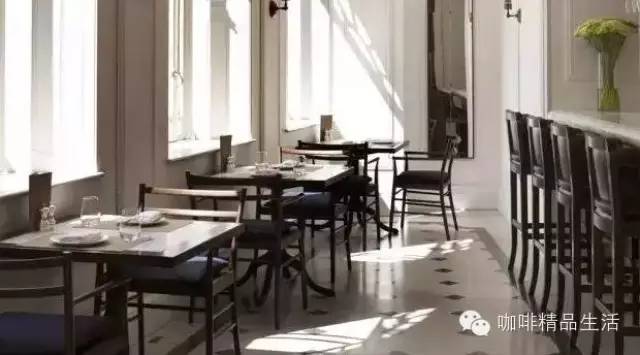 到奢侈品店喝杯咖啡，是種什么體驗(yàn)？