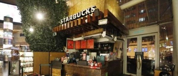 星巴克遭破壞，涉案男子被控刑事毀壞罪！