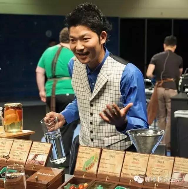一段視頻帶你感受咖啡師比賽現(xiàn)場氛圍，超棒！