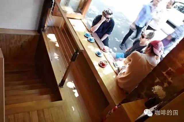 咖啡館緣何扎堆商圈？