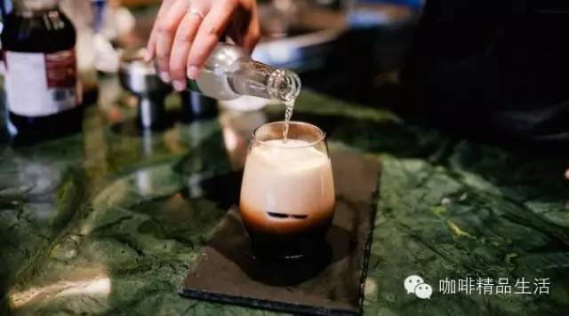 這款咖啡雞尾酒，紅遍整個(gè)美國(guó)?。ǜ姜?dú)家配方）
