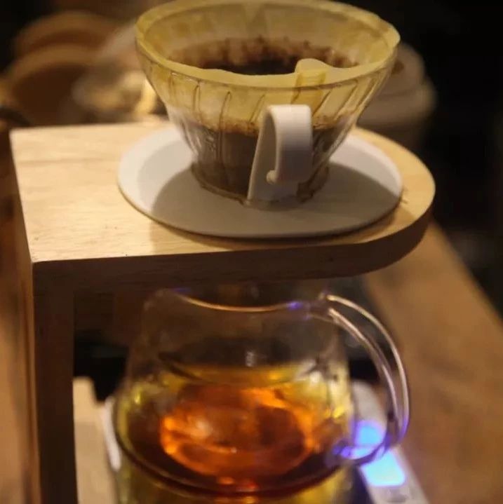 手沖咖啡的前、中、后段是怎么分的？不同萃取階段的風(fēng)味區(qū)別在哪？