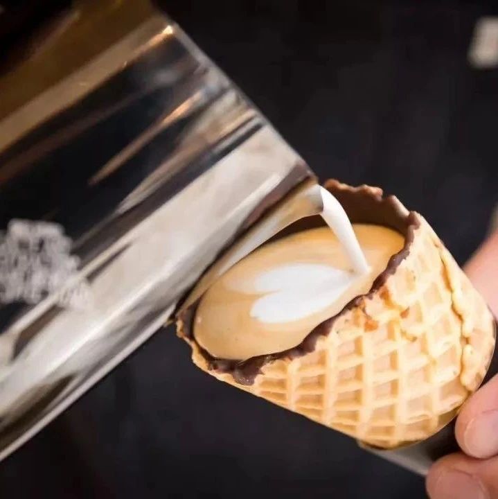 奧地利餐飲推出無人接觸“窗口咖啡館”！