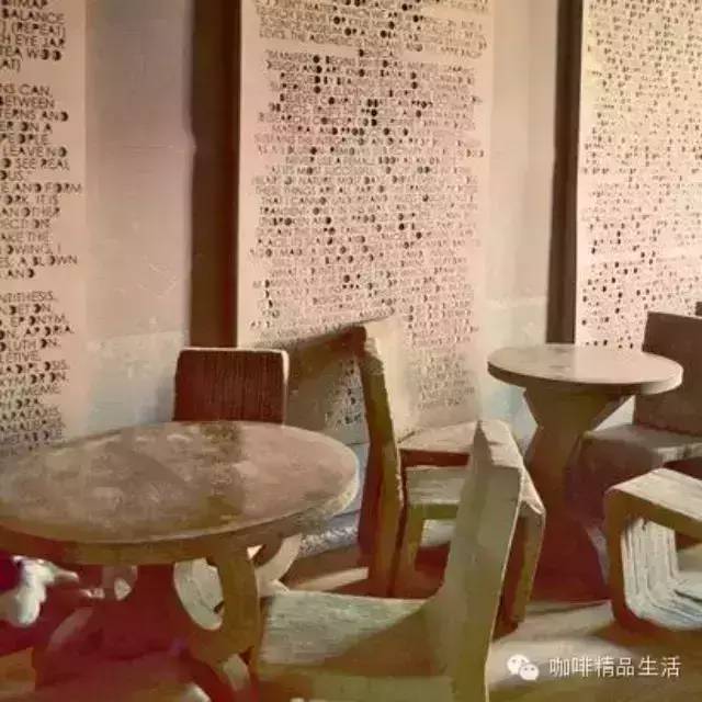 全球新奇咖啡館之紙式咖啡館，一把火下去全完了…