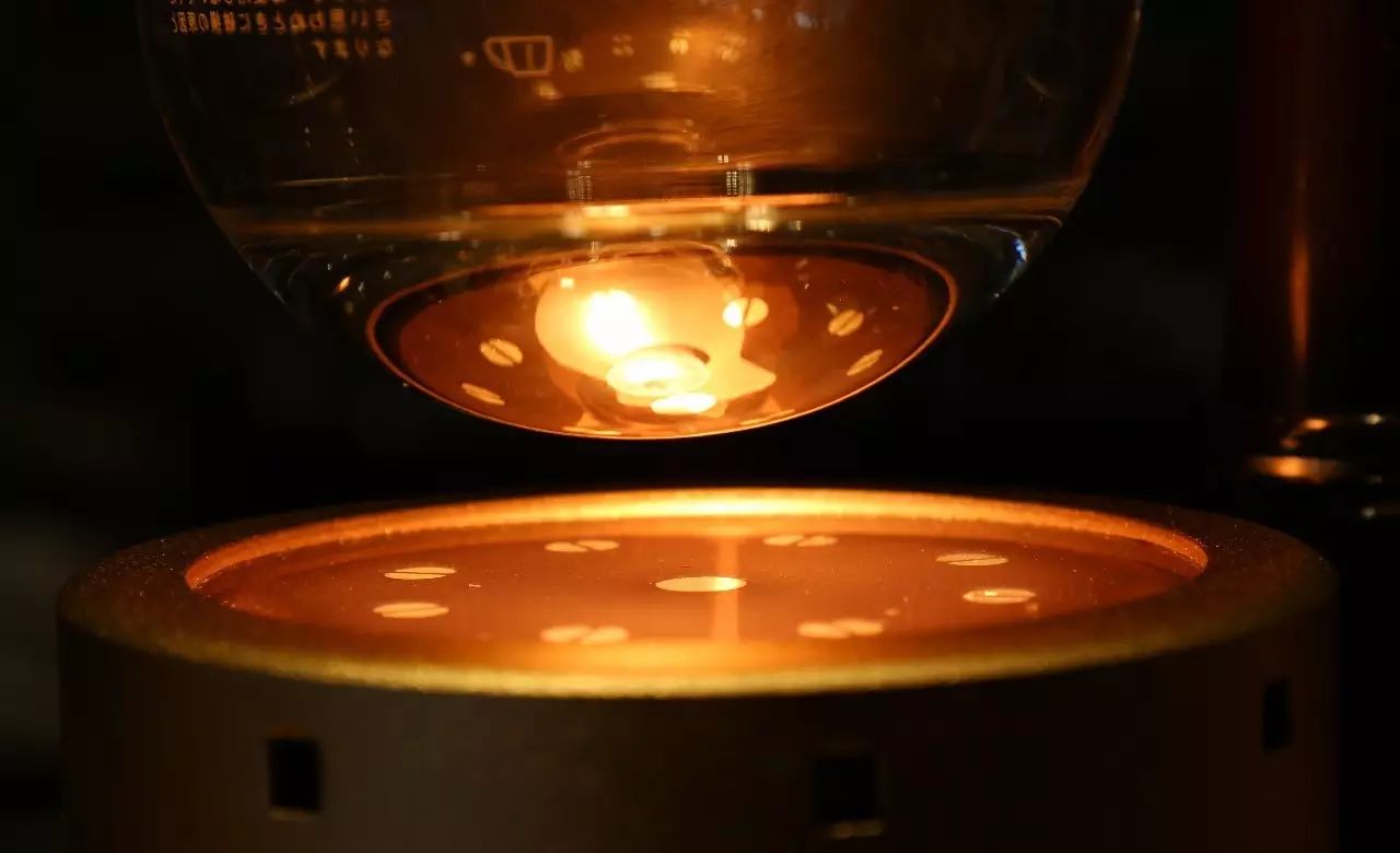 今冬流行虹吸式咖啡