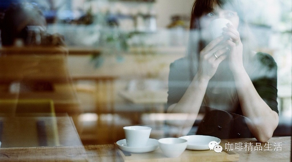 五一假期，有咖啡有陽光有愛陪伴，這是你想過的生活嗎？