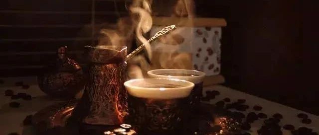 奇了個葩，喝杯咖啡一波三折！