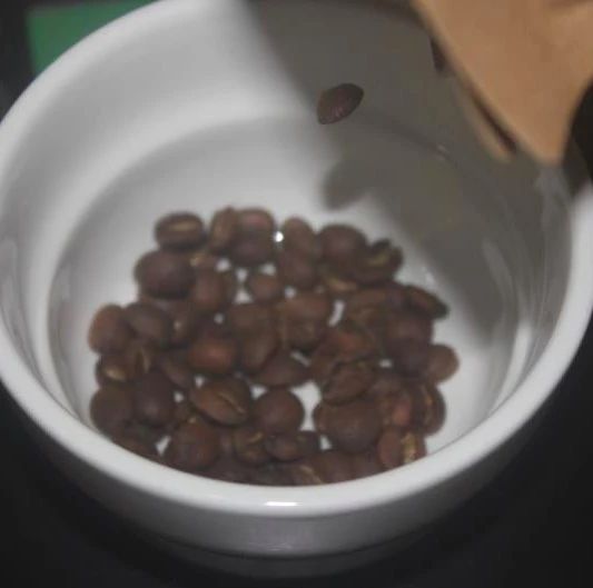 咖啡知識(shí) | 杯測用豆的標(biāo)志化萃取方式