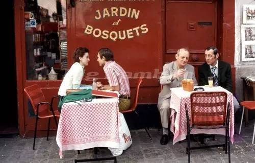 顧客越禮貌，咖啡越便宜？法國餐館這招絕了！