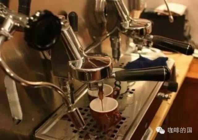 半自動咖啡機的保養(yǎng)