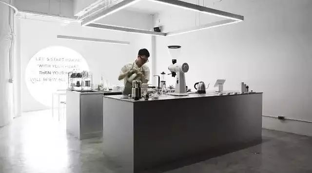 泰國除了人妖，也有性冷淡咖啡館！
