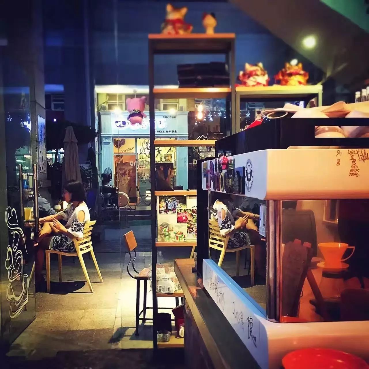 好店轉(zhuǎn)讓 | 廈門(mén)第二帥的咖啡館，尋顏值高的接手人