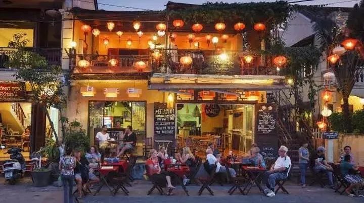 在越南舉步維艱的不止美軍，還有“星爸爸”