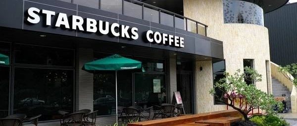 減少員工工時，星巴克：配合美國門店削減后運(yùn)營計(jì)劃