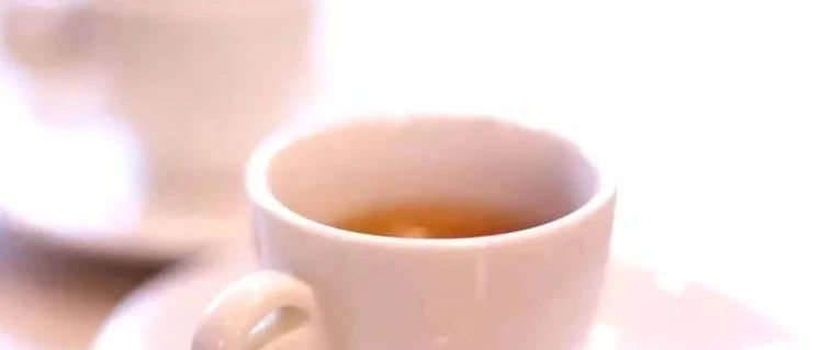 喝 Espresso 用玻璃杯還是陶瓷杯？