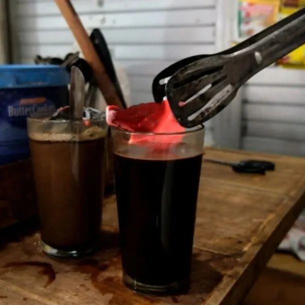 這樣能降低咖啡因？！喝杯咖啡也要這么硬核的嗎？?。? title=