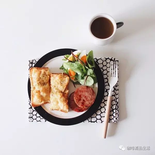 每逢佳節(jié)胖三斤，喝杯咖啡壓壓驚