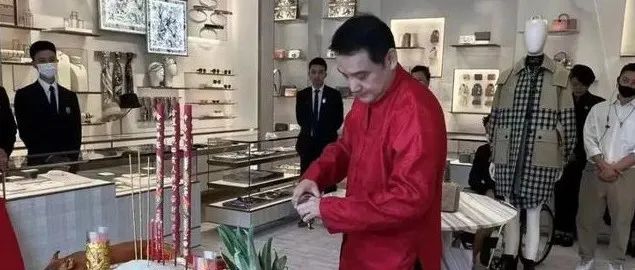 Dior開咖啡館，萬萬沒想到請來了他……