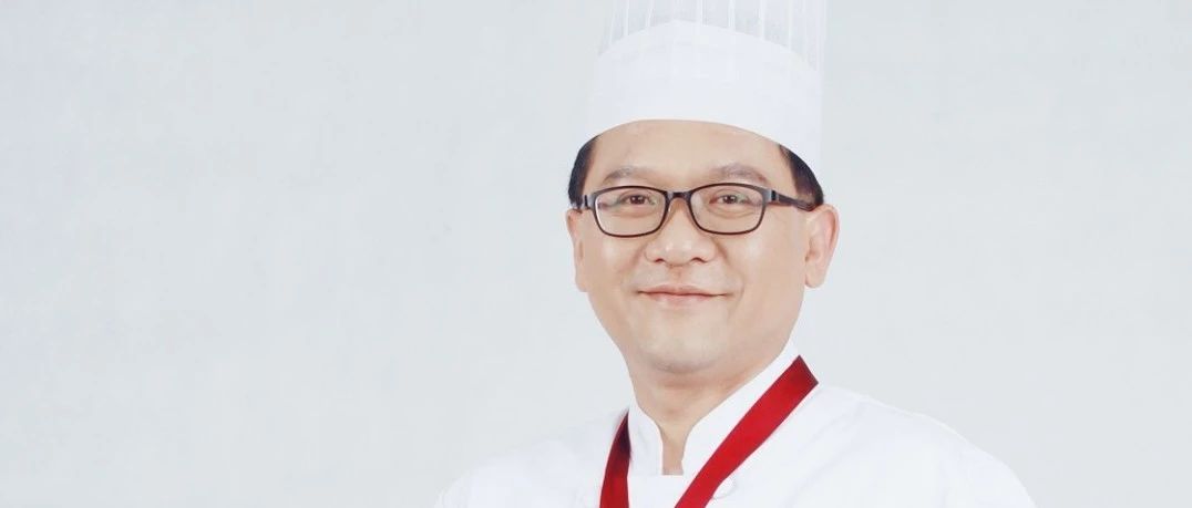 從電子工程轉(zhuǎn)行做面包，靠烘焙結(jié)良緣，入行 年一直在和面包談戀愛