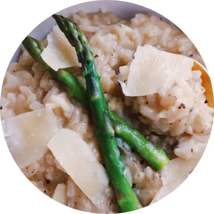 四步搞定帕馬森意式燴飯，假裝在餐廳就是那么簡單！