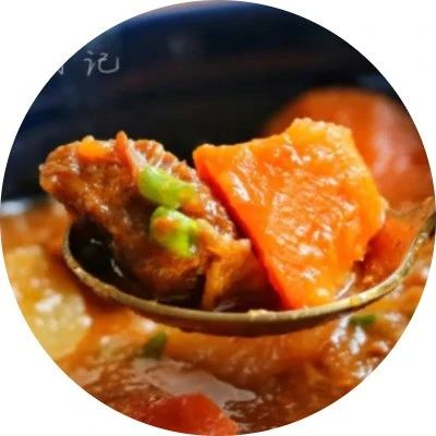 有了這盤(pán)番茄牛腩，我可以再吃一碗飯！