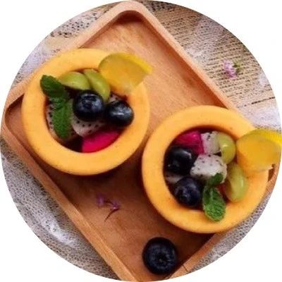 超高顏值的火龍果酸奶水果杯，用蛋糕做的杯哦！