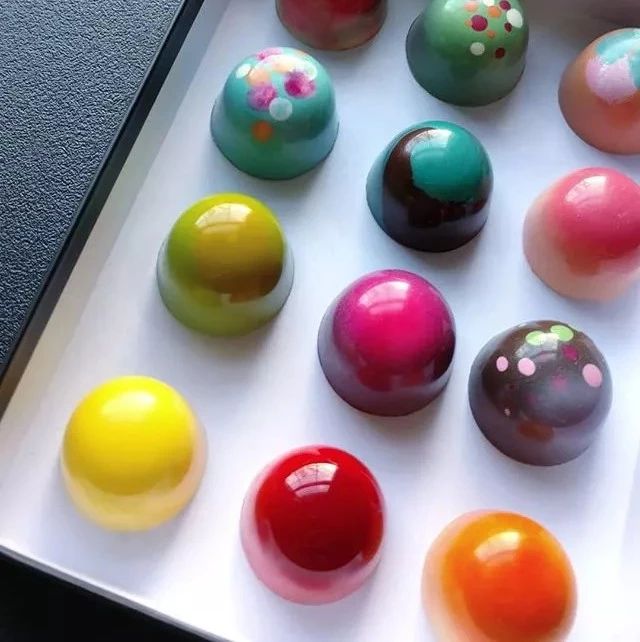 害怕作品顏色太多？可能你還不知道它們究竟有多驚艷