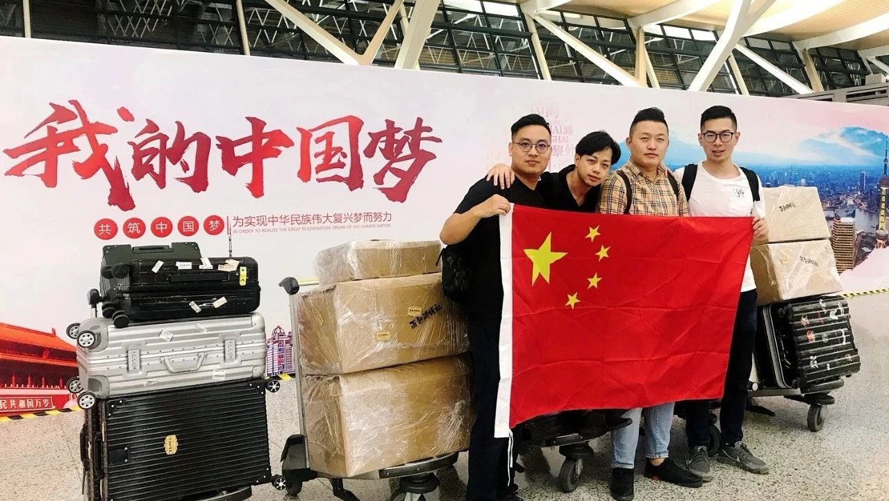 好樣的！朋福東、周斌組隊沖入世界面包錦標賽，中國隊加油…