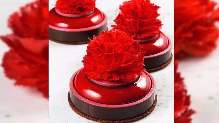 基輔最hot名師、圈粉實(shí)力NO.的他：就算只做一朵巧克力花，也帥到炸?。?！