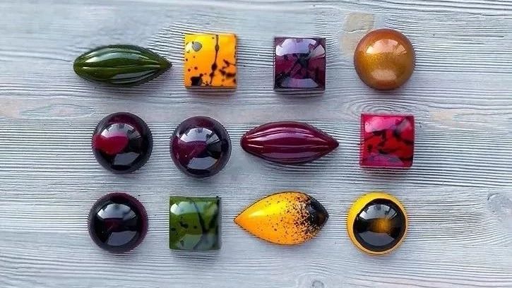 好看！這位小哥哥僅靠“上色”就走紅INS？ +款手工巧克力&甜點(diǎn)曝光【技巧分享】