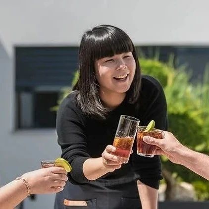 Emi的解暑指南丨喝完這 杯冰咖啡，才算和夏天告別